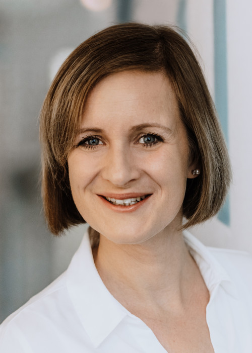 Dr. Ines Aschenbrenner