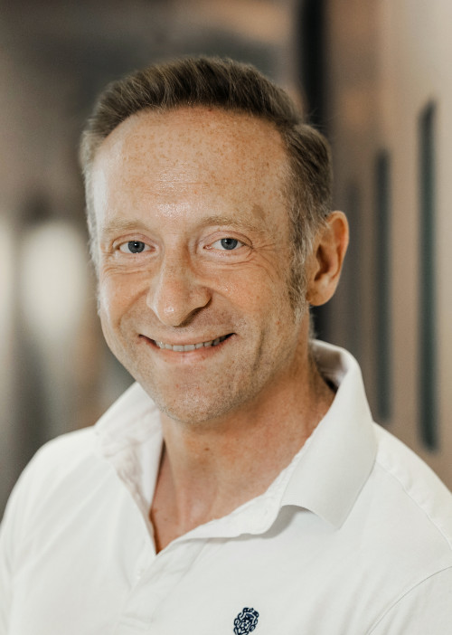 Dr. Christian Janßen