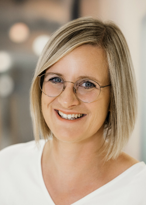 Dr. Ines Aschenbrenner